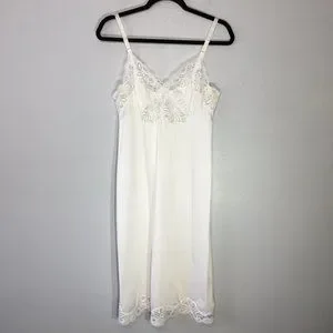 Vintage | Intimates & Sleepwear | Vintage Shadowline White